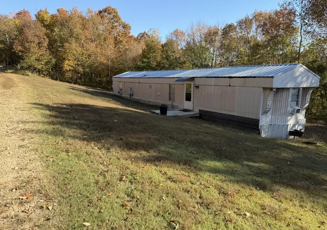 Photo 1 of Manufactured home for sale at 56 Blf Point Ridge Ln, Waverly, TN 37185 | MLS# 3630016 | Listing updated on 2026-10-30