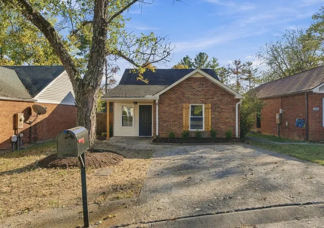 Photo 1 of Single family home for sale at 811 Willow Tr Ct, Whites Creek, TN 37189 | MLS# 3630125 | Listing updated on 2026-10-31