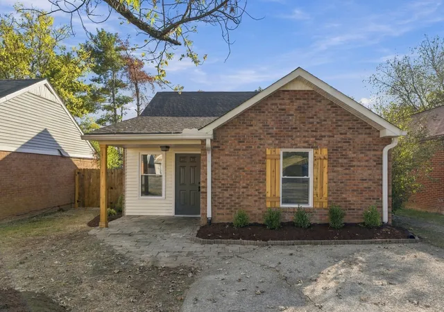 Photo 1 of Single family home for sale at 811 Willow Tr Ct, Whites Creek, TN 37189 | MLS# 3630125 | Listing updated on 2026-10-31