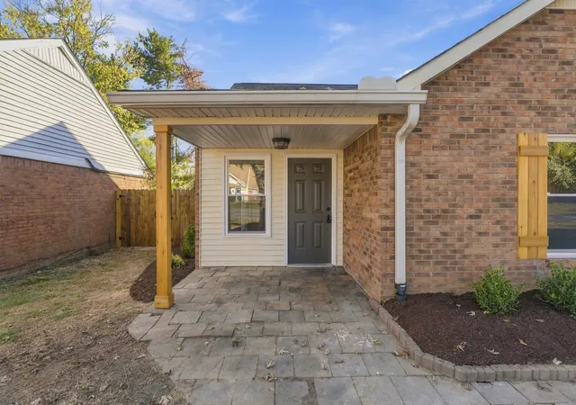 Photo 4 of Single family home for sale at 811 Willow Tr Ct, Whites Creek, TN 37189 | MLS# 3630125 | Listing updated on 2026-10-31