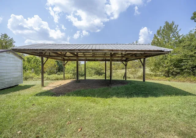 Photo 4 of Single family home for sale at 798 Fisherville Loop, Morris Chapel, TN 38361 | MLS# 3630030 | Listing updated on 2026-10-31