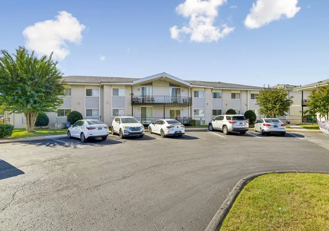 Photo 2 of Condo for sale at 613 Hillsboro Rd #A14, Franklin, TN 37064 | MLS# 3630201 | Listing updated on 2026-10-31