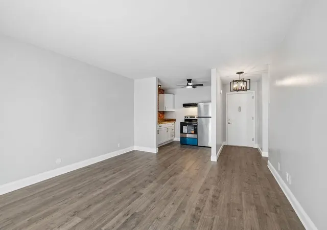 Photo 3 of Condo for sale at 613 Hillsboro Rd #A14, Franklin, TN 37064 | MLS# 3630201 | Listing updated on 2026-10-31