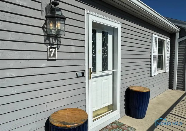 Photo 2 of Condo for sale at 2212 N Carriage Ln, Port Clinton, OH 43452 | MLS# 6135156 | Listing updated on 2025-11-26