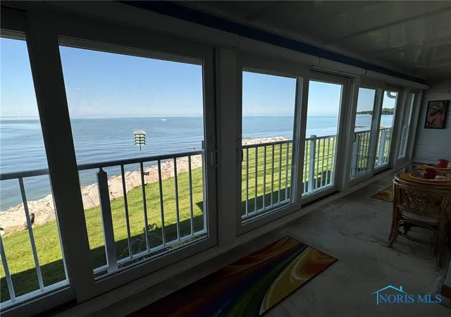 Photo 4 of Condo for sale at 2212 N Carriage Ln, Port Clinton, OH 43452 | MLS# 6135156 | Listing updated on 2025-11-26