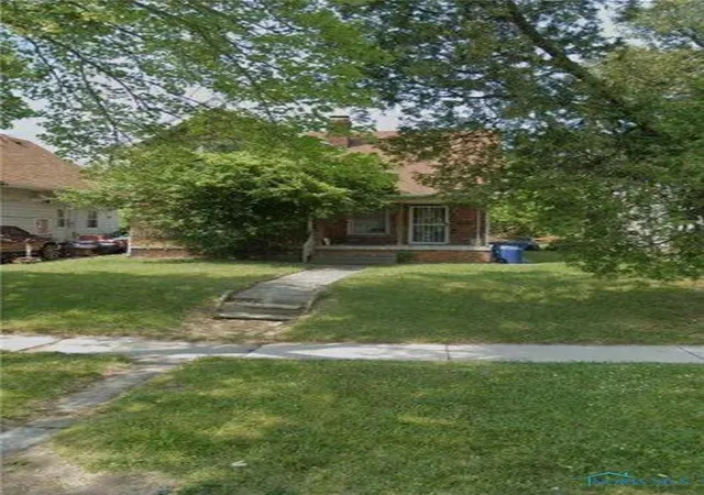 Multi family home for sale at 928 Islington St, Toledo, OH 43610 | MLS# 6130811 | Listing updated on 2025-12-26