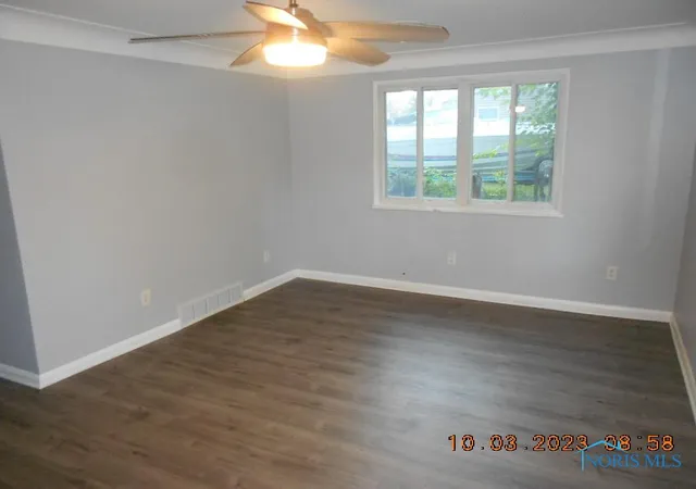 Homes for sale in Toledo, OH | 312 Hayes Rd, Toledo, OH 43615 | MLS# 6107759