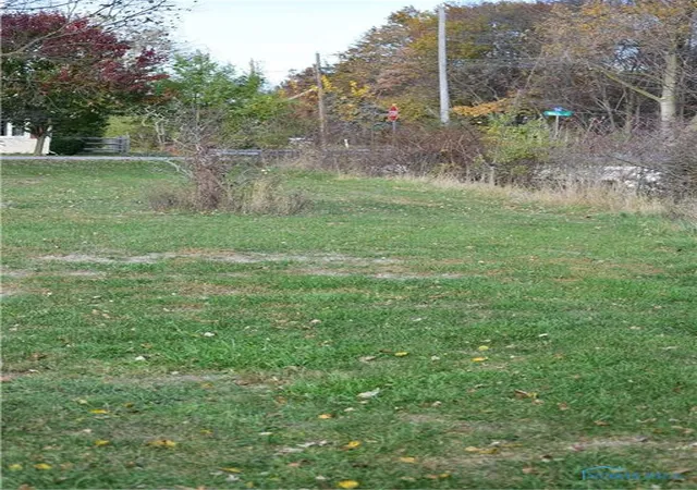 Photo 4 of Land for sale at 0 Wall St, Tontogany, OH 43565 | MLS# 6122728 | Listing updated on 2025-10-14