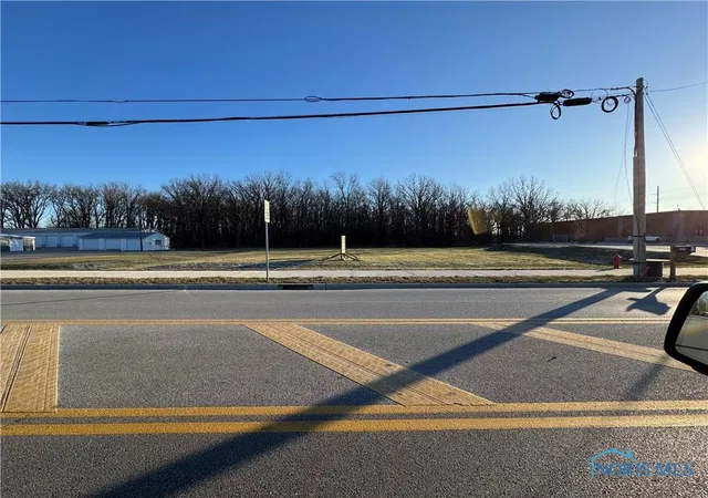 1st image of 1301 Ottawa Ave, Defiance, OH 43512 | MLS# 6124098