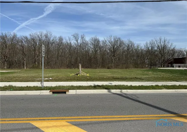 Photo 3 of Land for sale at 1301 Ottawa Ave, Defiance, OH 43512 | MLS# 6124098 | Listing updated on 2025-12-02
