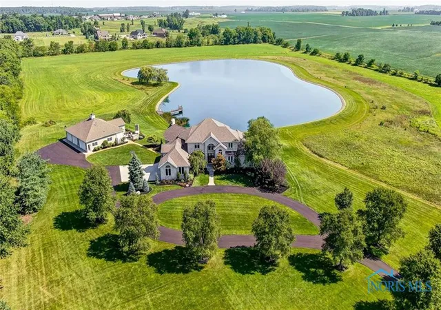 Photo 2 of Single family home for sale at 18630 Township Rd 251, Findlay, OH 45840 | MLS# 6129165 | Listing updated on 2025-10-14