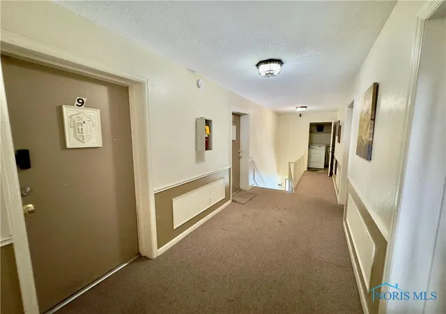 Listing Photo 2 - Condo for sale in building located at 5366 Glenridge Dr, Toledo, OH 43614 - Unit #