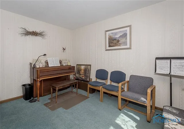 Photo 3 of Single family home for sale at 26951 Ottekee Dr, Perrysburg, OH 43551 | MLS# 6134106 | Listing updated on 2025-11-13