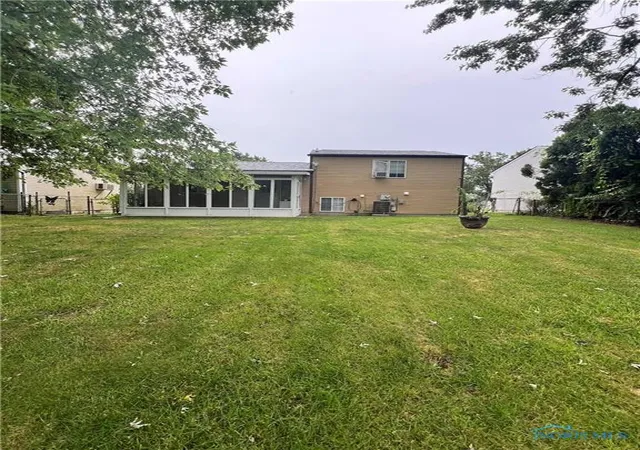 Photo 18 of Single family home for sale at 3533 Willow Brook Ln, Toledo, OH 43611 | MLS# 6134930 | Listing updated on 2026-02-26