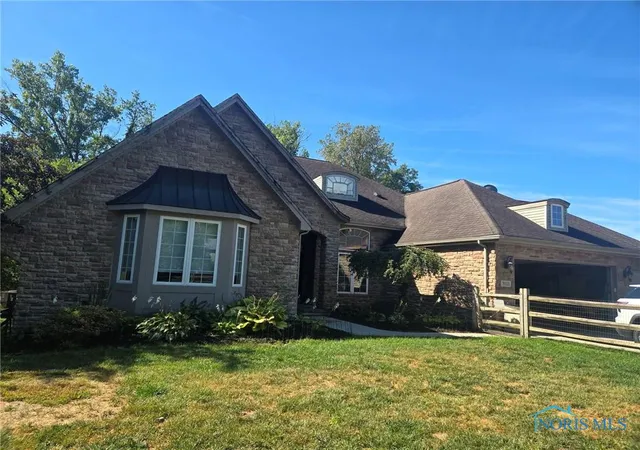 Photo 1 of Single family home for sale at 3121 County Road Ef, Swanton, OH 43558 | MLS# 6135006 | Listing updated on 2025-10-21