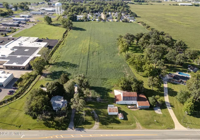 Photo 2 of Land for sale at 460 E Airport Hwy, Wauseon, OH 43567 | MLS# 6106117 | Listing updated on 2026-09-16