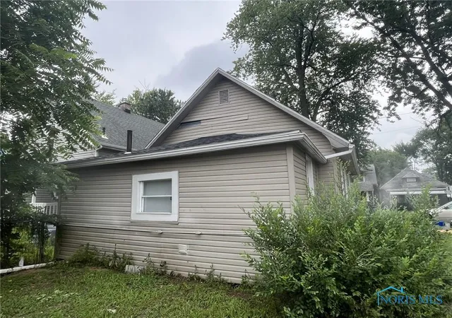 2nd image of 1455 & 1457 Ingomar Ave, Toledo, OH 43609 | MLS# 6132875