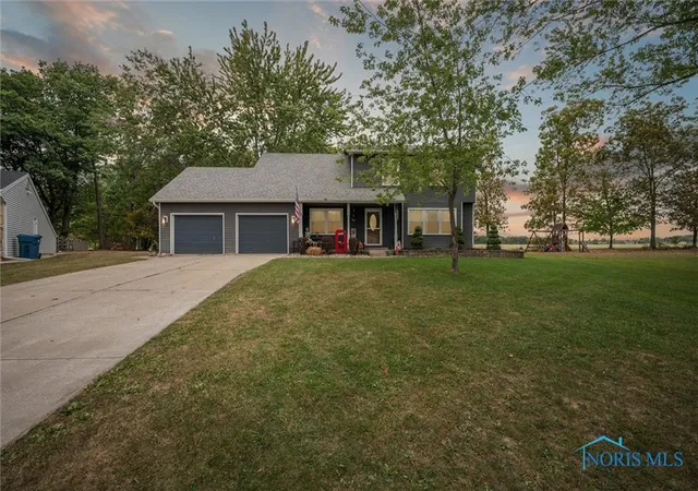 Homes for sale in Bryan, OH | 219 Illinois Dr, Bryan, OH 43506 | MLS# 6130533