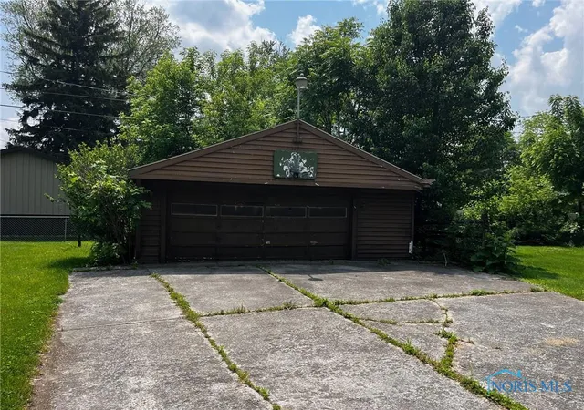 Photo 3 of Land for sale at 5433 Brophy Dr, Toledo, OH 43611 | MLS# 6131103 | Listing updated on 2026-08-28