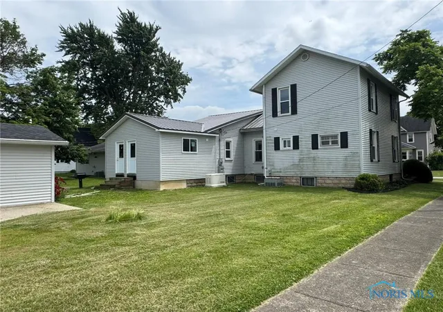 Homes for sale in West Unity, OH | 201 E Rings St, West Unity, OH 43570 | MLS# 6131420