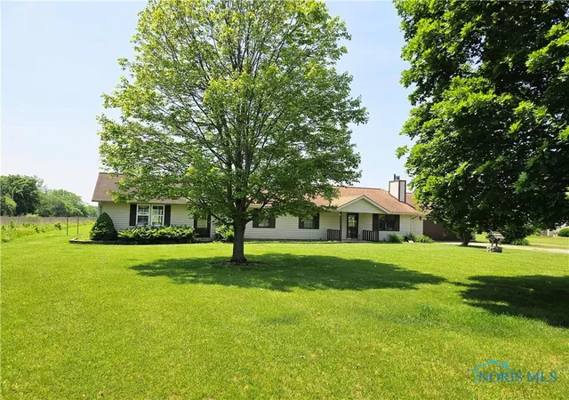 Homes for sale in Bryan, OH | 17738 County Road E, Bryan, OH 43506 | MLS# 6131412