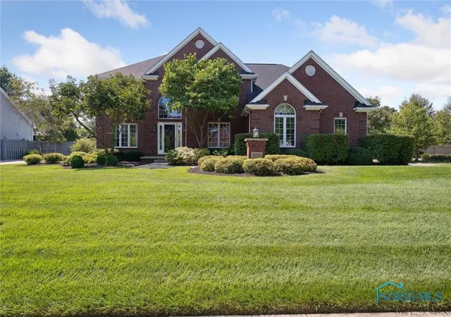 Photo 1 of Single family home for sale at 8753 N Stone Mill Rd, Sylvania, OH 43560 | MLS# 6134131 | Listing updated on 2025-10-15