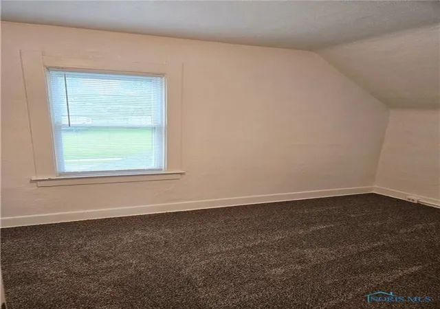 Homes for sale in Toledo, OH | 5618 Edgewater Dr, Toledo, OH 43611 | MLS# 6133957