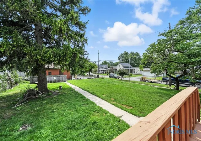 Photo 9 of Single family home for sale at 915 W Main Cross St, Findlay, OH 45840 | MLS# 6133335 | Listing updated on 2025-10-27