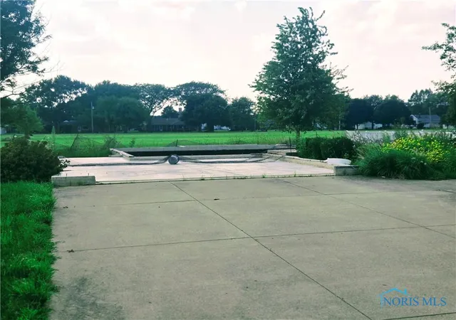 Photo 1 of Land for sale at 608 S Main St, Gibsonburg, OH 43431 | MLS# 6133586 | Listing updated on 2025-10-31