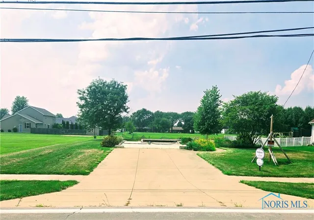 Photo 6 of Land for sale at 608 S Main St, Gibsonburg, OH 43431 | MLS# 6133586 | Listing updated on 2025-10-31