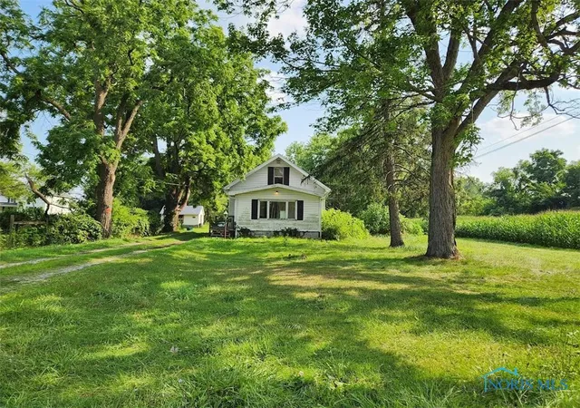 2nd image of 8451 Airport Hwy, Holland, OH 43528 | MLS# 6133719