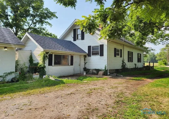 3rd image of 8451 Airport Hwy, Holland, OH 43528 | MLS# 6133719