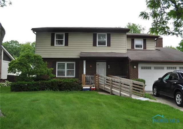 Photo 1 of Single family home for sale at 6652 Sue Ln, Maumee, OH 43537 | MLS# 6130426 | Listing updated on 2026-09-24