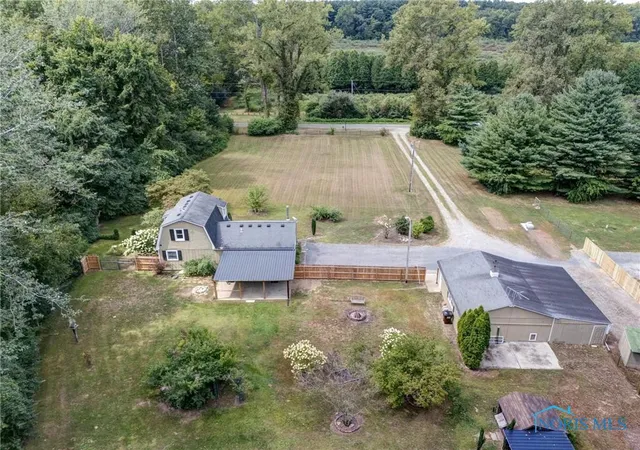 Photo 2 of Single family home for sale at U266 County Road 2, Liberty Center, OH 43532 | MLS# 6134730 | Listing updated on 2025-10-28