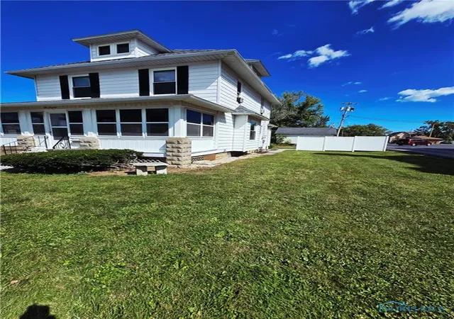 Photo 35 of Single family home for sale at 214 N Church St, Oak Harbor, OH 43449 | MLS# 6135107 | Listing updated on 2026-02-05