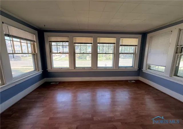 4th image of 1939 Glendale Ave, Toledo, OH 43614 | MLS# 6135426