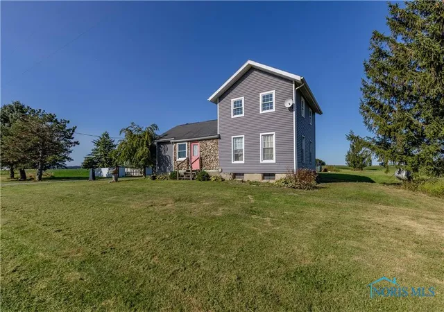 Homes for sale in Fayette, OH | 14701 Us Hwy 127, Fayette, OH 43521 | MLS# 6135228