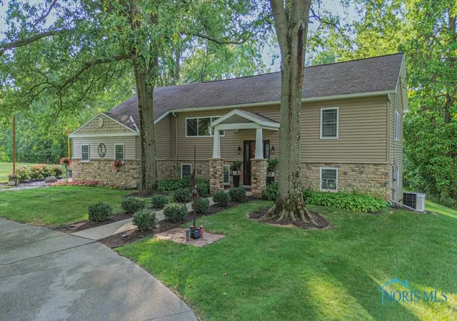 Photo 1 of Single family home for sale at 12211 Jeffries Rd, Milan, OH 44846 | MLS# 6135534 | Listing updated on 2025-10-24