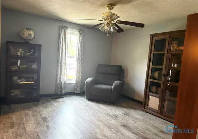 Photo 4 of Single family home for sale at 1819 Sherwood Dr, Defiance, OH 43512 | MLS# 6135267 | Listing updated on 2025-10-14