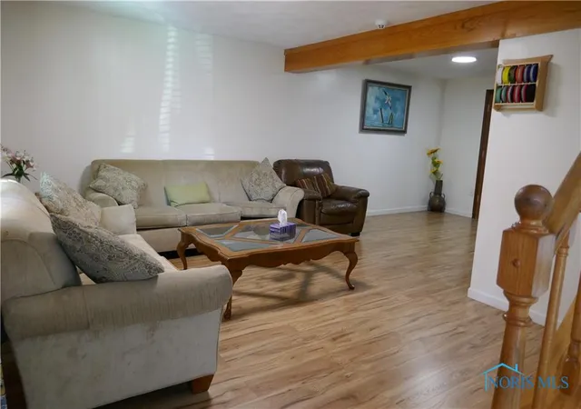 Photo 3 of Single Family Residence at 5950 E Pembridge Dr, Toledo, OH 43615 | MLS# 6135650 | | Sold on 2025-10-10