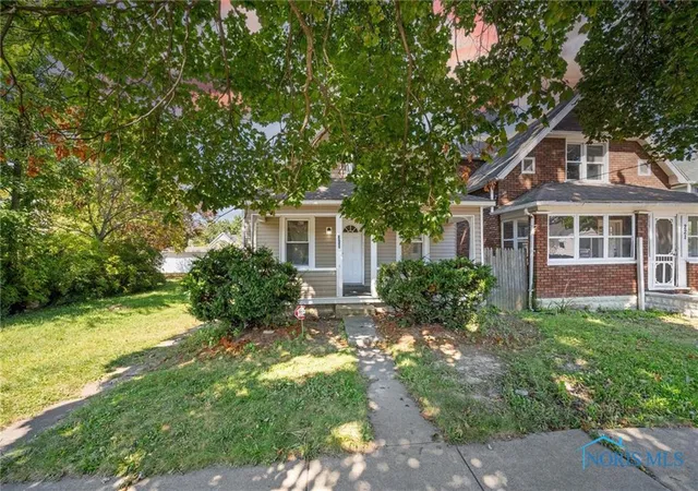 Homes for sale in Toledo, OH | 215 E Hudson St, Toledo, OH 43608 | MLS# 6135673