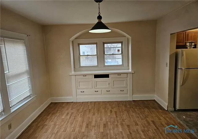 Photo 2 of Single family home for sale at 28 E Manhattan Blvd, Toledo, OH 43608 | MLS# 6135655 | Listing updated on 2026-02-09