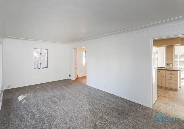 Homes for sale in Toledo, OH | 2716 Powhattan Pkwy, Toledo, OH 43606 | MLS# 6135908