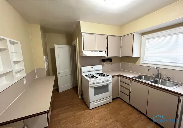 12th image of 512 Woodsdale Ave, Toledo, OH 43609 | MLS# 6136083