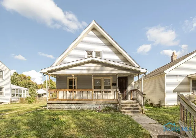 Homes for sale in Toledo, OH | 3580 Doyle St, Toledo, OH 43608 | MLS# 6136209