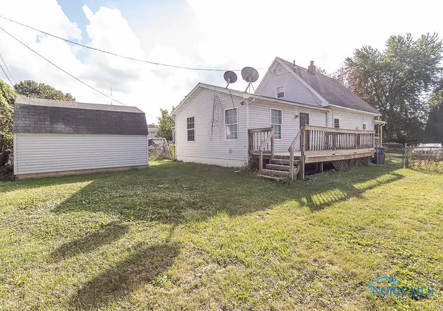 Homes for sale in Toledo, OH | 3580 Doyle St, Toledo, OH 43608 | MLS# 6136209