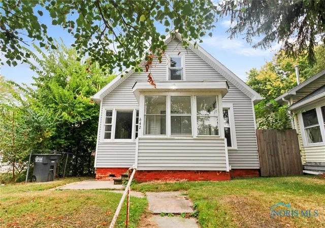 3rd image of 642 Orchard St, Toledo, OH 43609 | MLS# 6136223