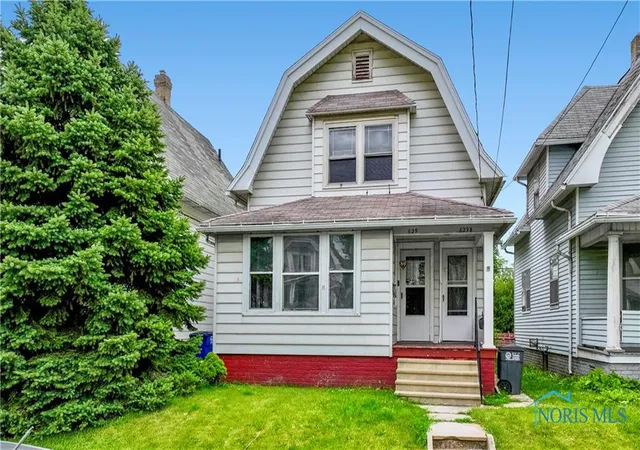 Homes for sale in Toledo, OH | 629 Clark St, Toledo, OH 43605 | MLS# 6136315