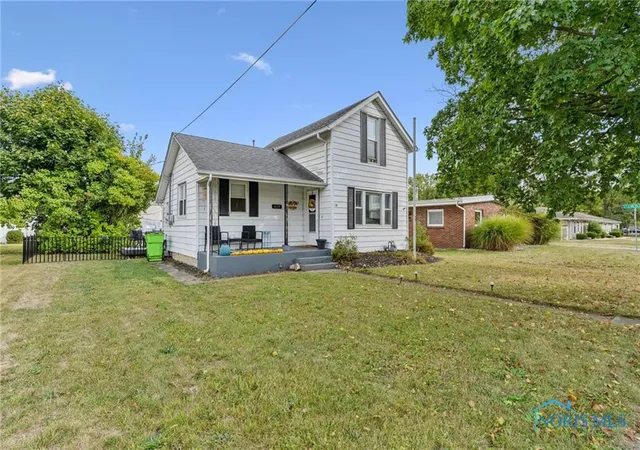 Photo 1 of Single family home for sale at 619 Fishlock Ave, Findlay, OH 45840 | MLS# 6136356 | Listing updated on 2025-10-14