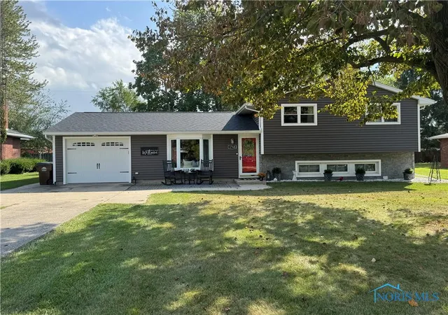 1st image of 1768 Elmwood Dr, Defiance, OH 43512 | MLS# 6136380